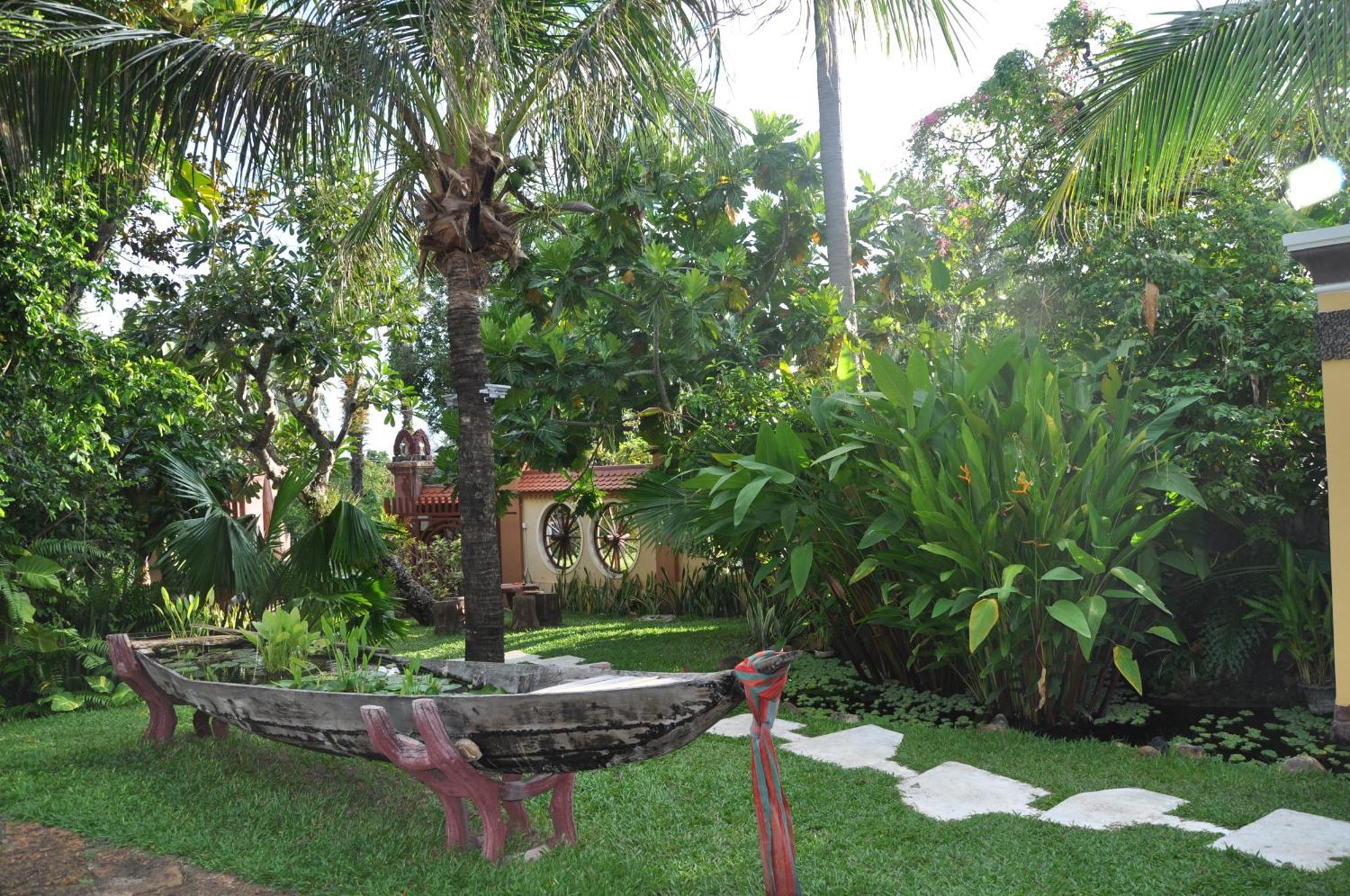 Palm House Boutique Resort Kep Bagian luar foto