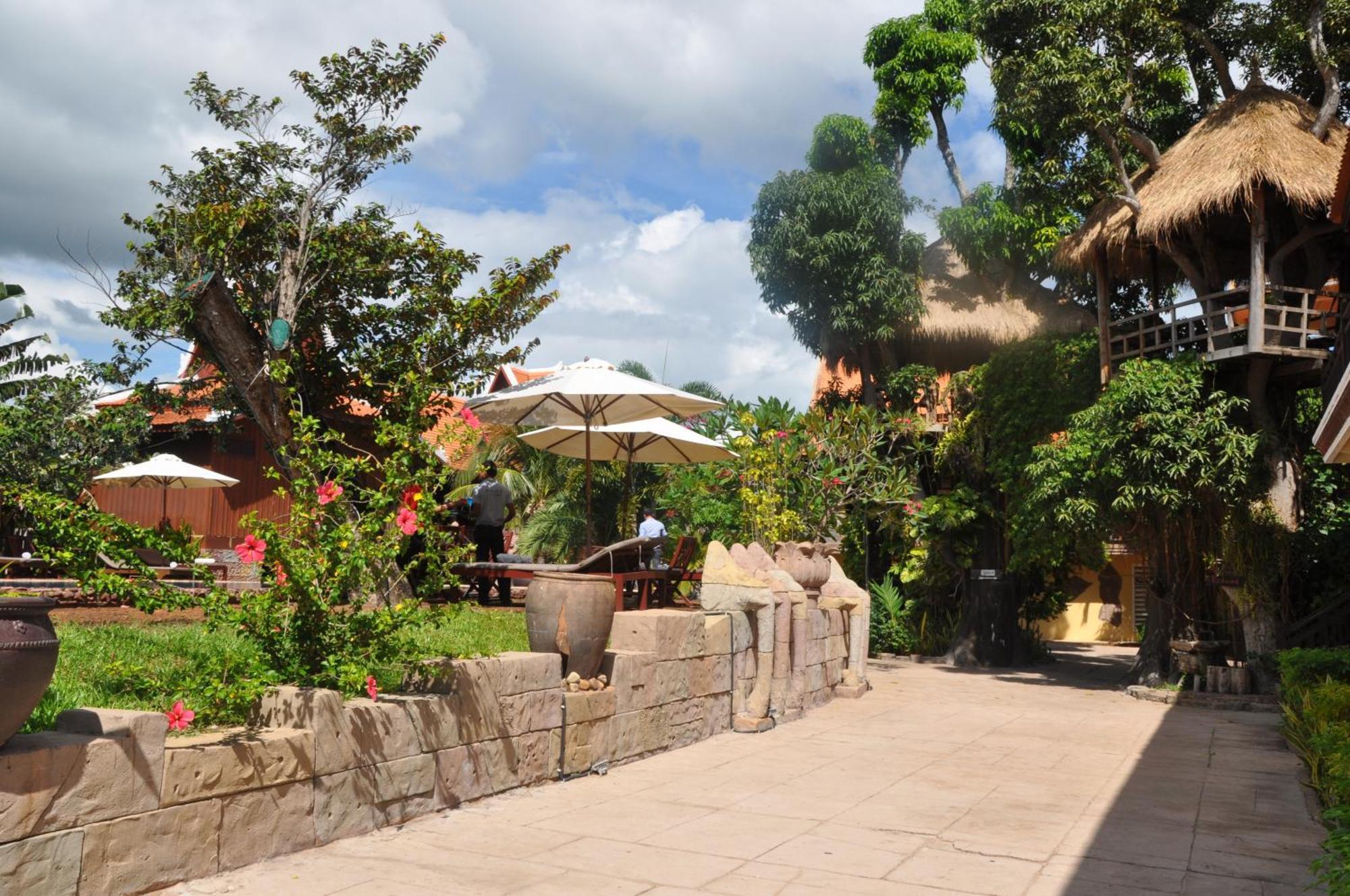 Palm House Boutique Resort Kep Bagian luar foto