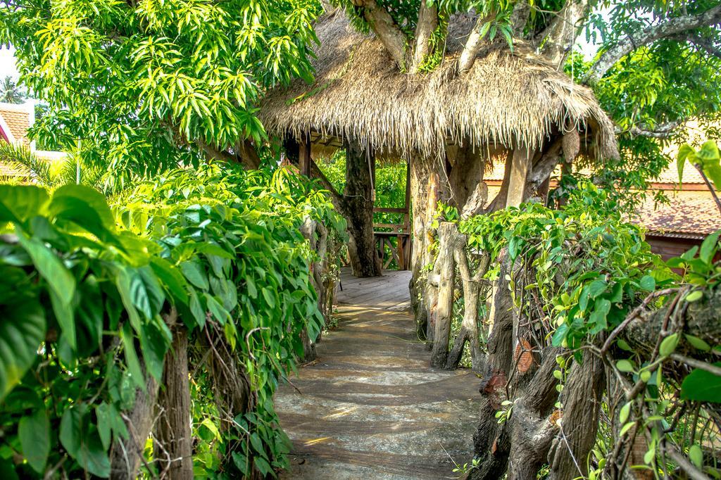 Palm House Boutique Resort Kep Bagian luar foto